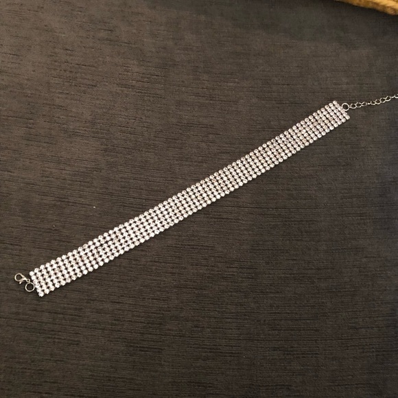 Jewelry - Rhinestone choker